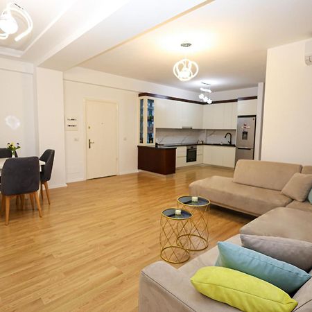 Romina Apartment Berat Esterno foto