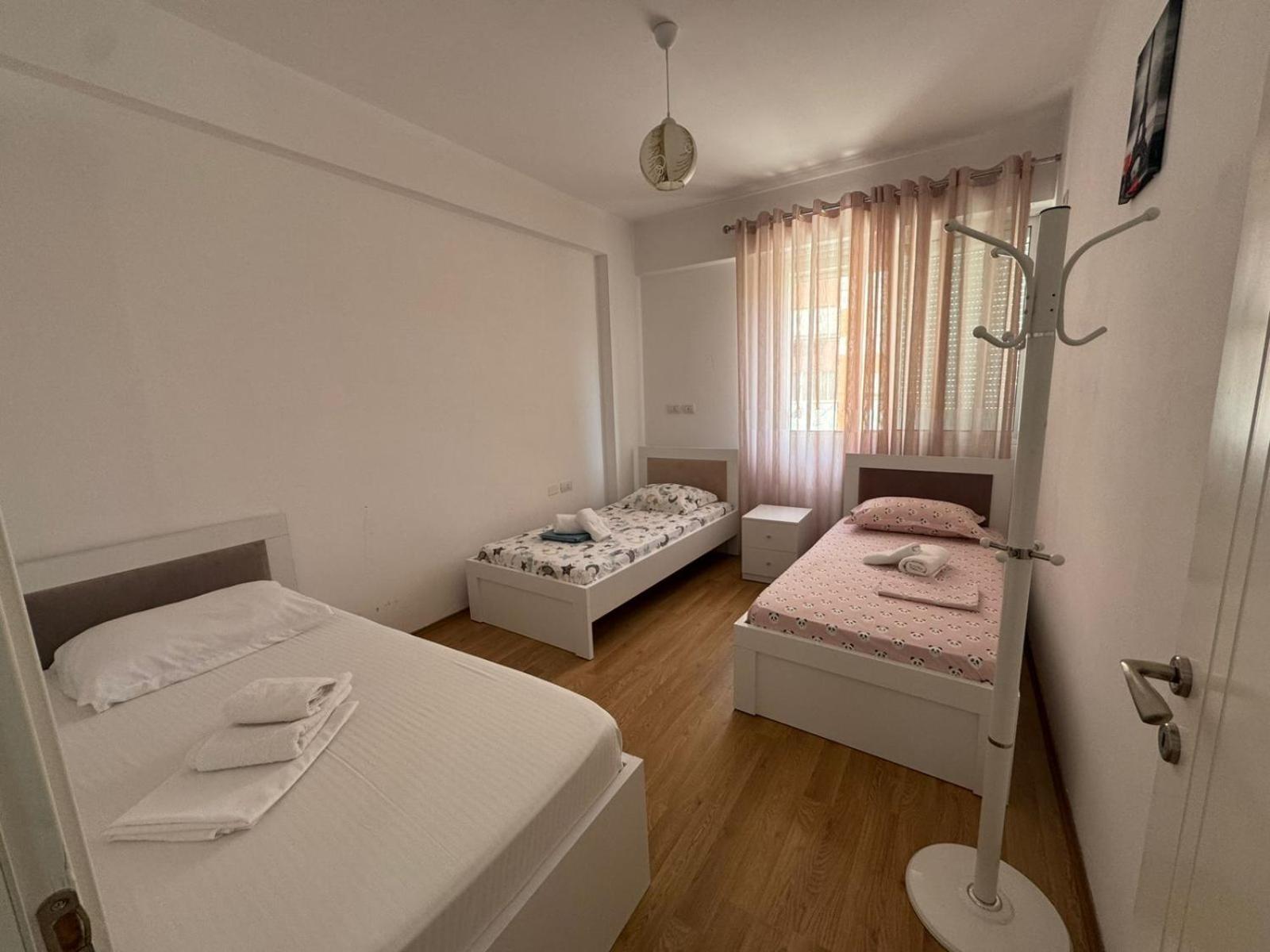 Romina Apartment Berat Esterno foto